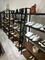 Estructura estable modular negra de los estantes de exhibición de la zapatería para las tiendas especializadas del zapato proveedor