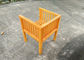 Tabla y sillas impermeables, artículo estable del jardín de los muebles de madera sólidos del jardín proveedor